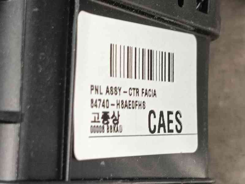 Recambio de rejilla aireadora para kia stonic (yb) 1.0 t-gdi eco-dynamics+ referencia OEM IAM   