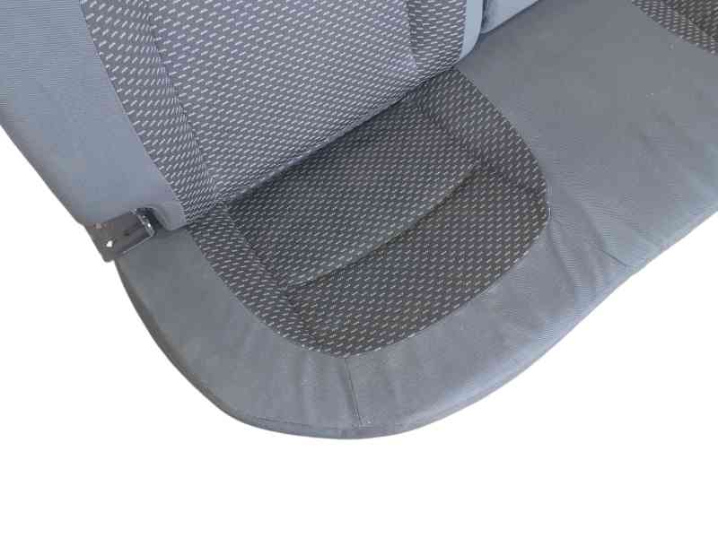 Recambio de asientos traseros para nissan qashqai i (j10, nj10) 2.0 dci referencia OEM IAM  88311JD00A 
