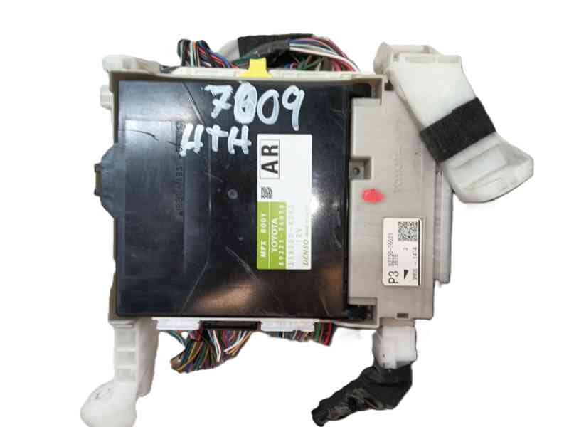 Recambio de caja reles / fusibles para lexus ct (zwa10_) 200h (zwa10_) referencia OEM IAM 8273076021  