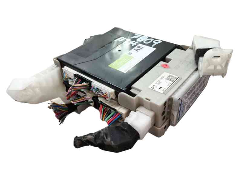 Recambio de caja reles / fusibles para lexus ct (zwa10_) 200h (zwa10_) referencia OEM IAM 8273076021  