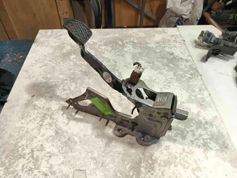 Recambio de pedal freno para nissan qashqai i (j10, nj10) 2.0 dci referencia OEM IAM   