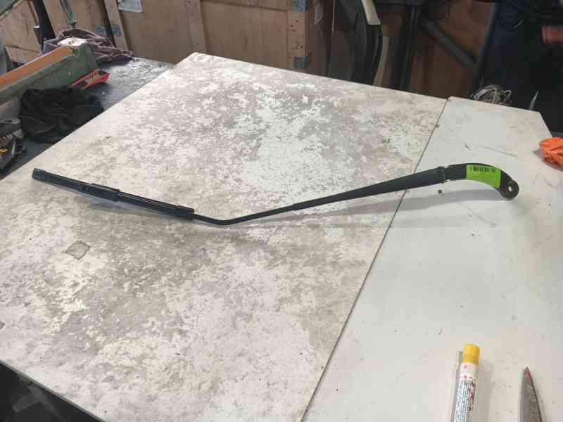 Recambio de brazo limpia delantero derecho para renault captur i (j5_, h5_) 1.5 dci 90 referencia OEM IAM   