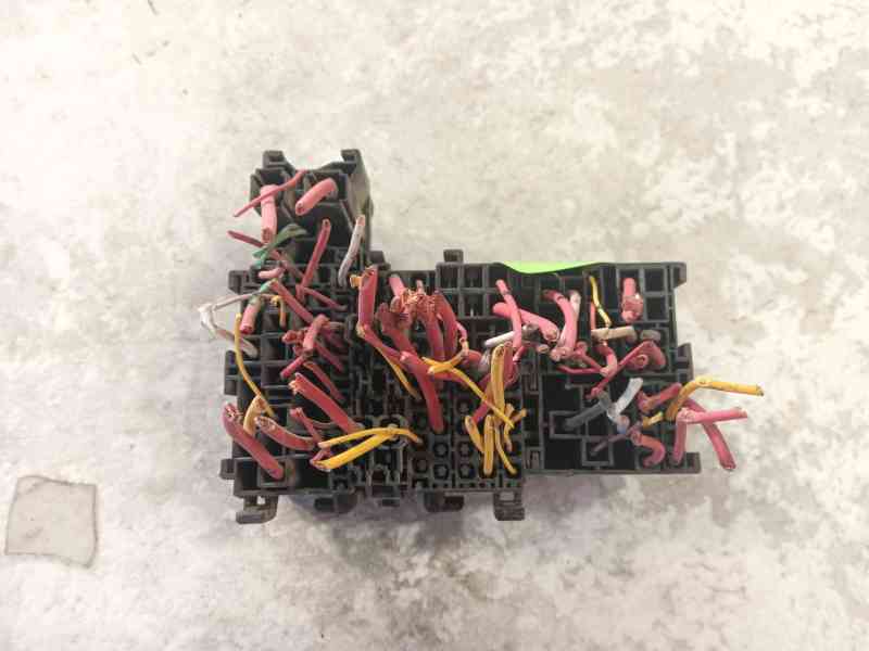 Recambio de caja reles / fusibles para renault captur i (j5_, h5_) 1.5 dci 90 referencia OEM IAM   