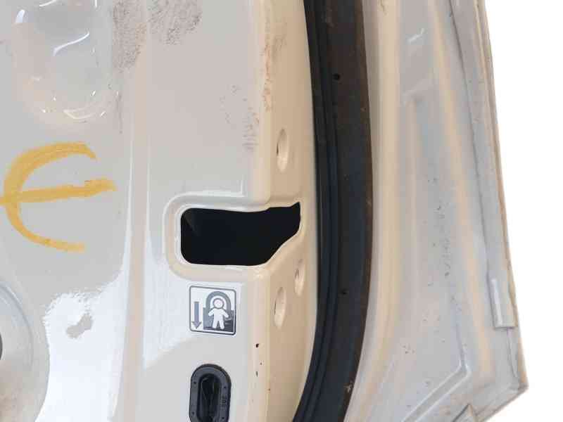 Recambio de puerta trasera derecha para toyota c-hr (_x1_) 1.8 hybrid (zyx10_, zyx11_) referencia OEM IAM 67003F4010  