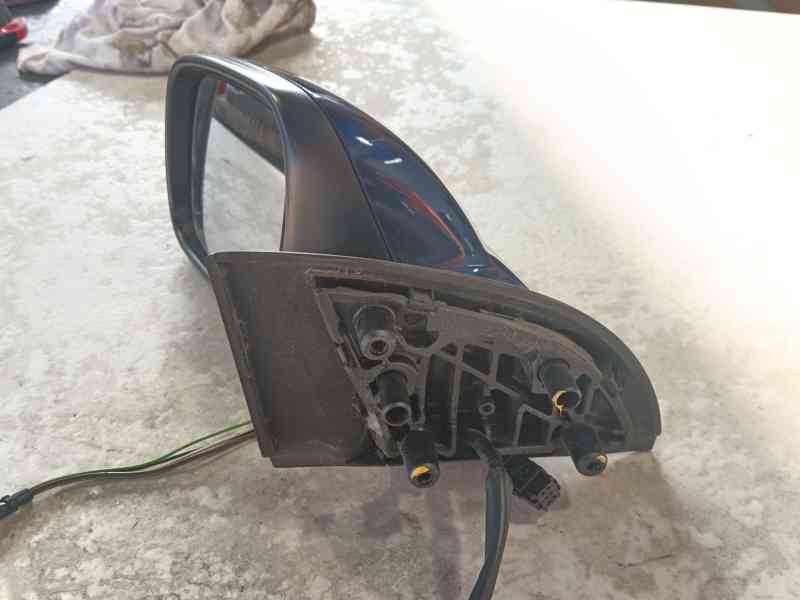 Recambio de espejo retrovisor izquierdo para peugeot 307 (3a/c) 2.0 hdi 110 referencia OEM IAM   