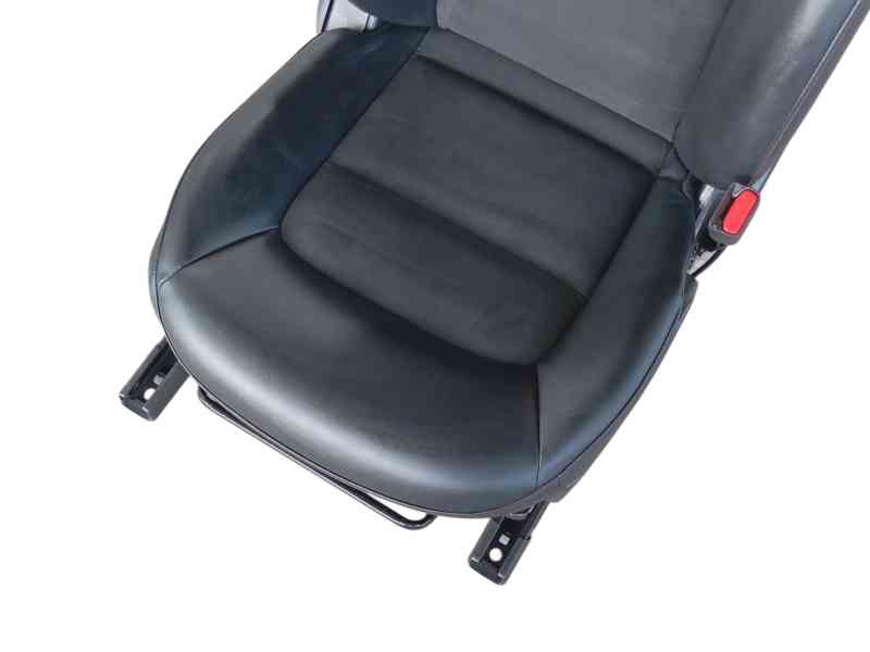 Recambio de asiento delantero derecho para mazda cx-5 (kf) 2.0 referencia OEM IAM  FS24KK100 