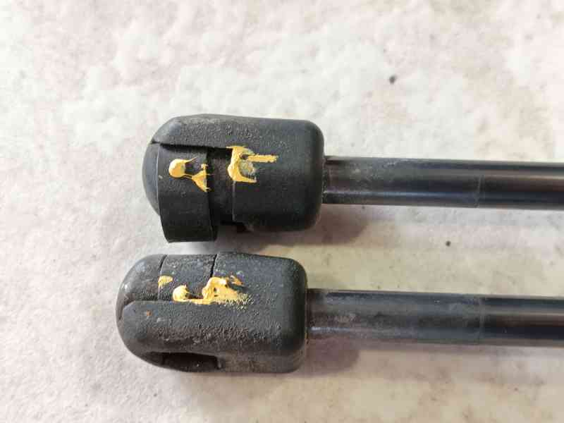 Recambio de amortiguadores maletero / porton para skoda fabia iii (nj3) 1.2 tsi referencia OEM IAM   