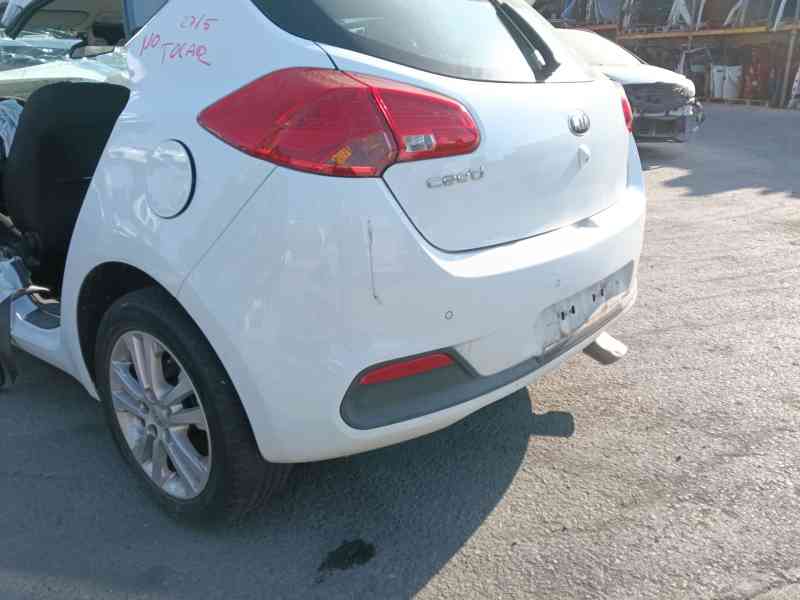 Recambio de paragolpes trasero para kia cee´d (jd) 1.4 cvvt referencia OEM IAM   