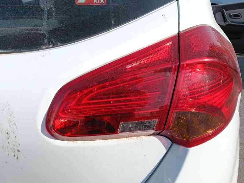 Recambio de piloto trasero derecho interior para kia cee´d (jd) 1.4 cvvt referencia OEM IAM   