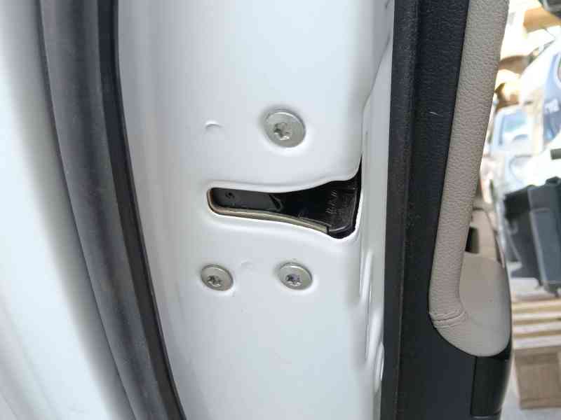 Recambio de cerradura puerta trasera izquierda para kia cee´d (jd) 1.4 cvvt referencia OEM IAM   