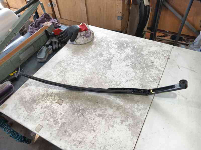 Recambio de brazo limpia delantero derecho para kia stonic (yb) 1.0 t-gdi eco-dynamics+ referencia OEM IAM   