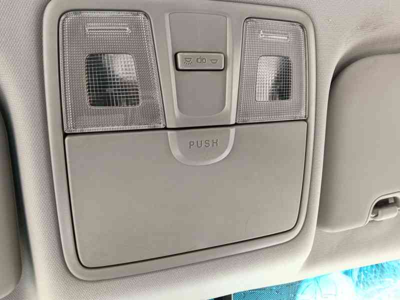 Recambio de luz interior delantera central para kia cee´d (jd) 1.4 cvvt referencia OEM IAM   