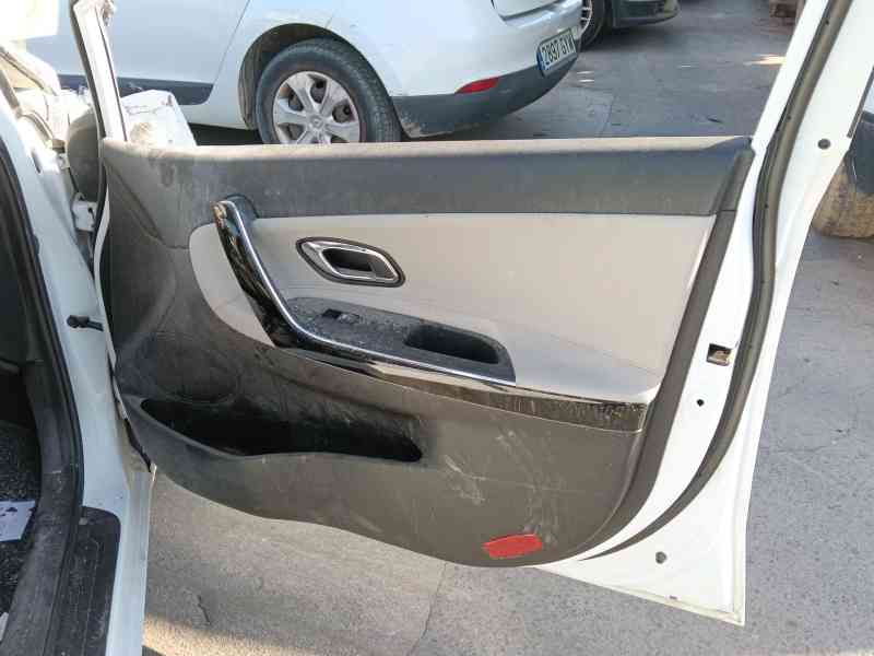 Recambio de guarnecido puerta delantera derecha para kia cee´d (jd) 1.4 cvvt referencia OEM IAM   