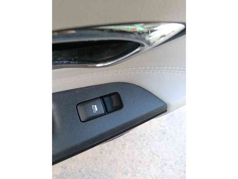 Recambio de mando elevalunas trasero izquierdo para kia cee´d (jd) 1.4 cvvt referencia OEM IAM   