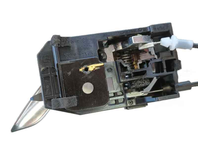 Recambio de cerradura puerta trasera derecha para mazda cx-5 (kf) 2.0 referencia OEM IAM K12372310  