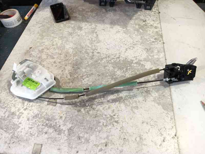 Recambio de cerradura puerta delantera derecha para mazda cx-5 (kf) 2.0 referencia OEM IAM KB8P58310  