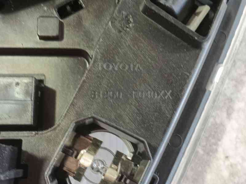 Recambio de luz interior delantera central para toyota c-hr (_x1_) 1.8 hybrid (zyx10_, zyx11_) referencia OEM IAM 81260F4060C1  