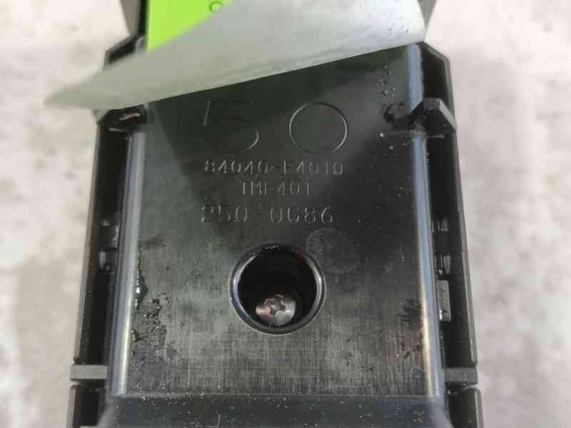Recambio de mando elevalunas delantero izquierdo para toyota c-hr (_x1_) 1.8 hybrid (zyx10_, zyx11_) referencia OEM IAM 84040F40