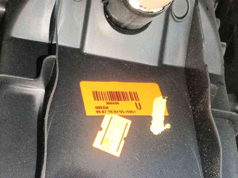 Recambio de apoyabrazos central para toyota c-hr (_x1_) 1.8 hybrid (zyx10_, zyx11_) referencia OEM IAM   