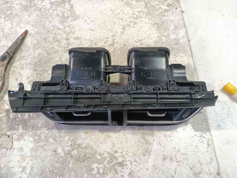Recambio de aireador central para toyota c-hr (_x1_) 1.8 hybrid (zyx10_, zyx11_) referencia OEM IAM   