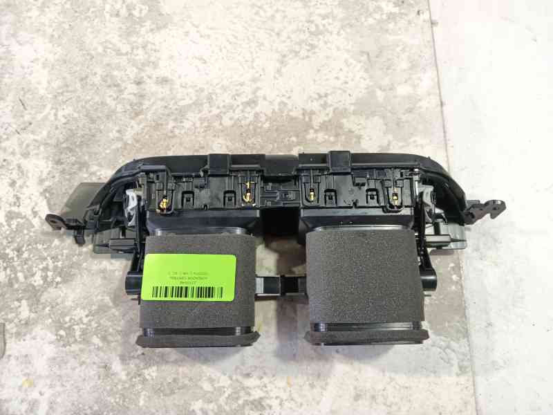 Recambio de aireador central para toyota c-hr (_x1_) 1.8 hybrid (zyx10_, zyx11_) referencia OEM IAM   