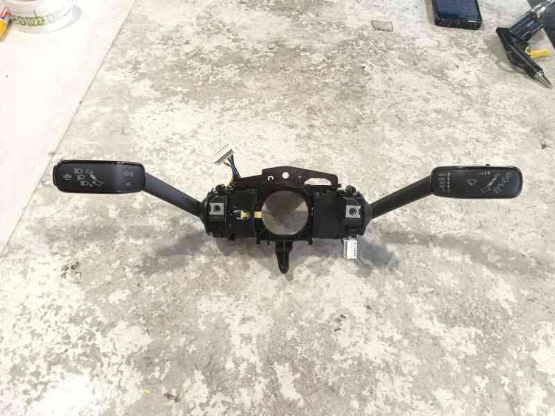 Recambio de mando multifuncion para cupra formentor (km7, kmp) 1.4 e-hybrid referencia OEM IAM   