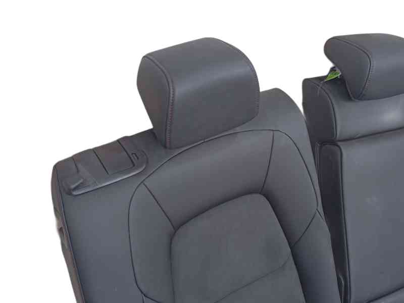 Recambio de asientos traseros para mazda cx-5 (kf) 2.0 referencia OEM IAM   