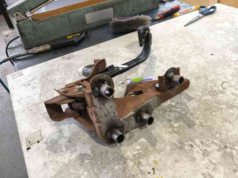 Recambio de pedal freno para renault captur i (j5_, h5_) 1.5 dci 90 referencia OEM IAM   