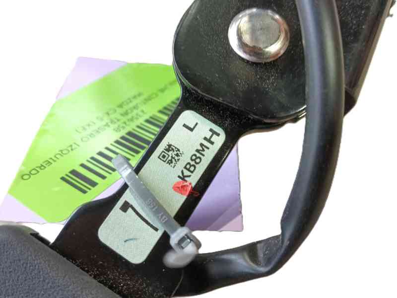 Recambio de enganche cinturon trasero izquierdo para mazda cx-5 (kf) 2.0 referencia OEM IAM   