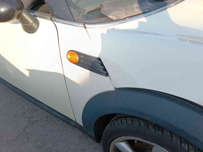 Recambio de aleta delantera derecha para mini mini clubman (r55) cooper referencia OEM IAM   