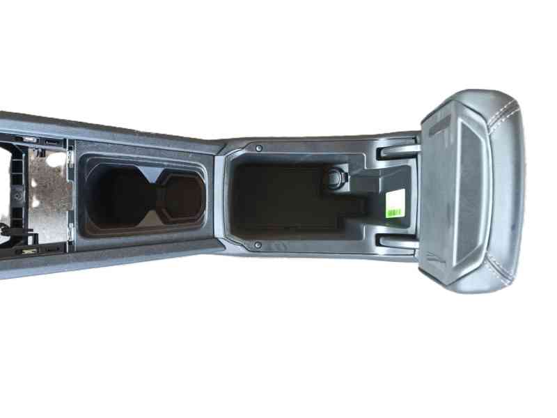 Recambio de apoyabrazos central para cupra formentor (km7, kmp) 1.4 e-hybrid referencia OEM IAM   