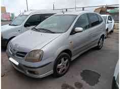 nissan almera tino (v10) del año 2003