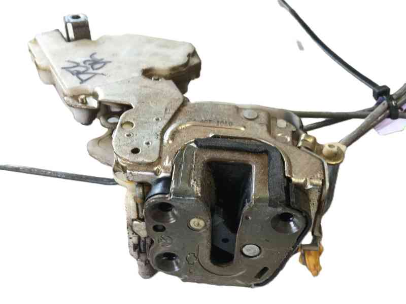 Recambio de cerradura puerta delantera derecha para nissan terrano ii (r20) 2.7 td 4wd referencia OEM IAM   