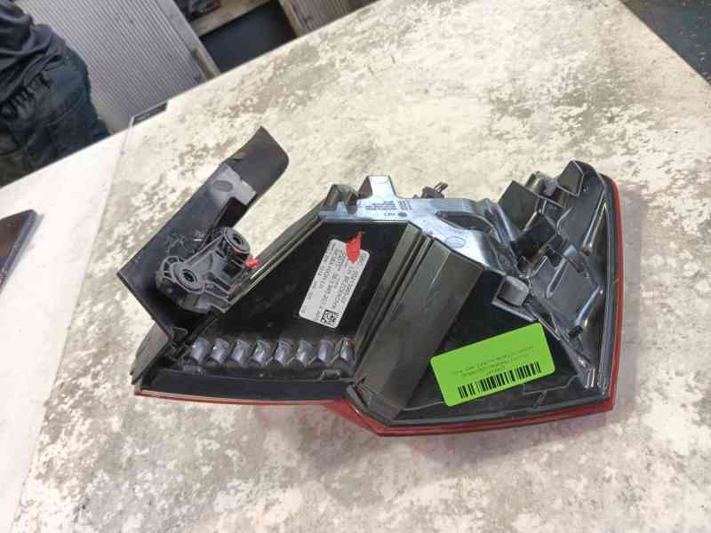Recambio de piloto trasero izquierdo para skoda octavia iv (nx3, nn3, pv3) 1.5 tsi referencia OEM IAM   