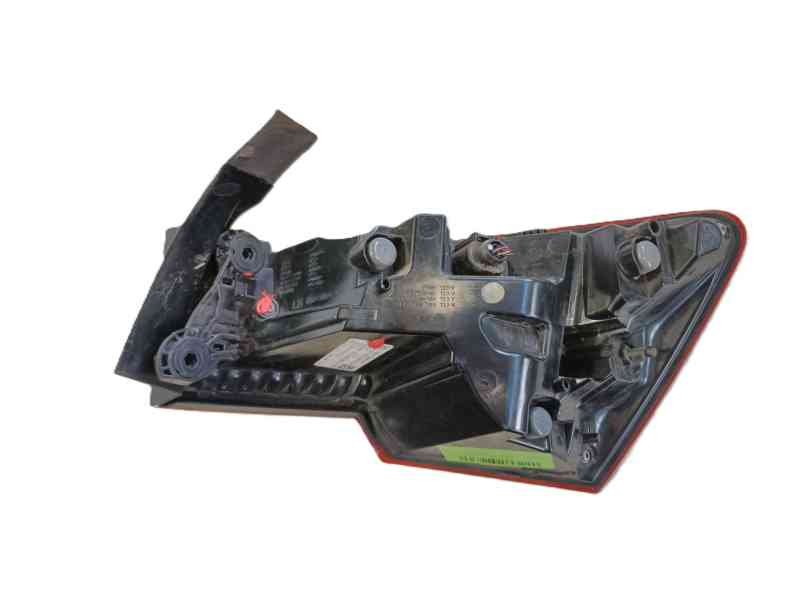 Recambio de piloto trasero izquierdo para skoda octavia iv (nx3, nn3, pv3) 1.5 tsi referencia OEM IAM   
