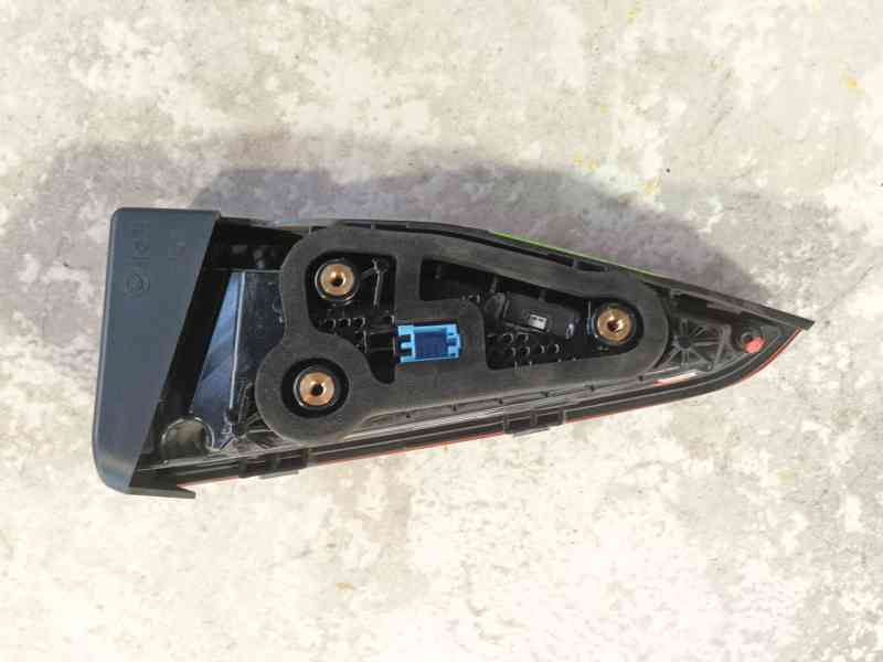 Recambio de piloto trasero izquierdo interior para skoda octavia iv (nx3, nn3, pv3) 1.5 tsi referencia OEM IAM   