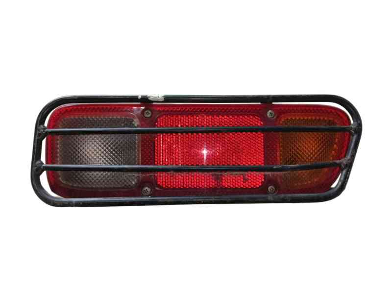 Recambio de piloto trasero derecho paragolpes para nissan terrano ii (r20) 2.7 td 4wd referencia OEM IAM 265500F000 265500F400 2