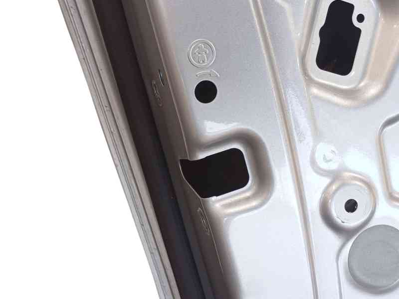 Recambio de puerta trasera izquierda para skoda octavia iv (nx3, nn3, pv3) 1.5 tsi referencia OEM IAM   