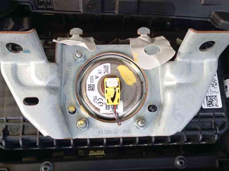 Recambio de salpicadero para renault clio v (b7_) 1.6 e-tech 145 (b7mu) referencia OEM IAM  326+926X 