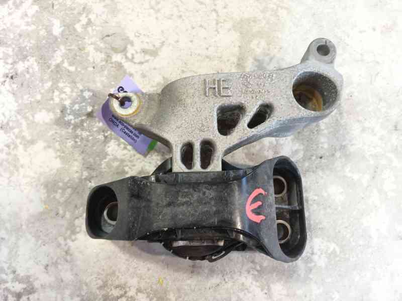 Recambio de soporte motor para renault clio v (b7_) 1.6 e-tech 145 (b7mu) referencia OEM IAM   
