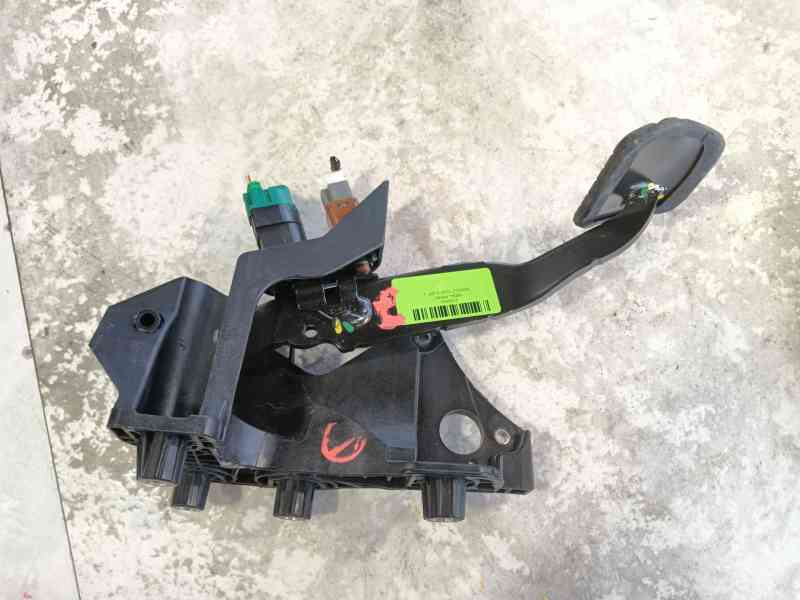 Recambio de pedal freno para renault clio v (b7_) 1.6 e-tech 145 (b7mu) referencia OEM IAM   
