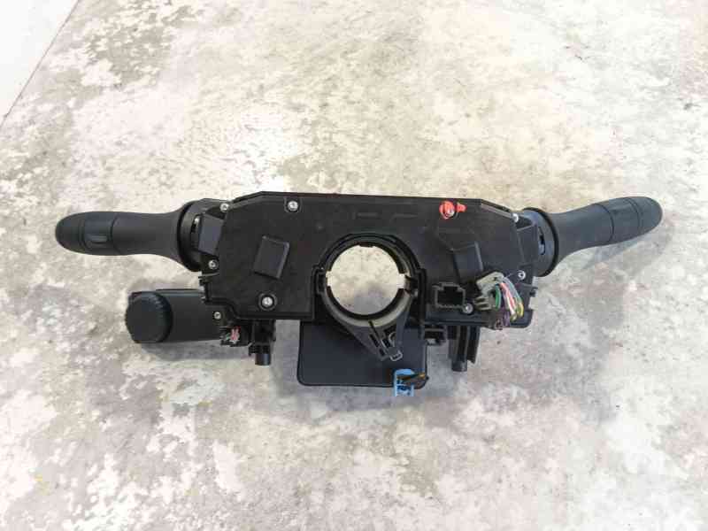 Recambio de mando multifuncion para renault clio v (b7_) 1.6 e-tech 145 (b7mu) referencia OEM IAM   