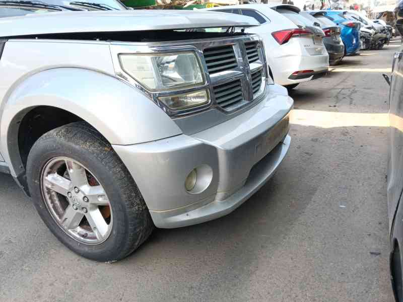 Recambio de paragolpes delantero para dodge nitro 2.8 crd 4wd referencia OEM IAM   