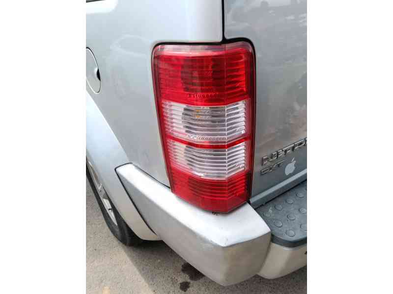 Recambio de piloto trasero izquierdo para dodge nitro 2.8 crd 4wd referencia OEM IAM   