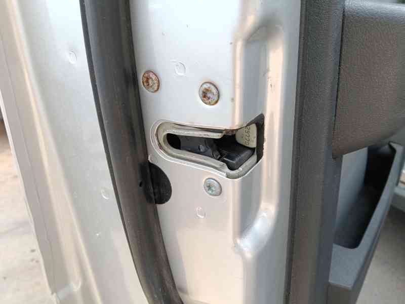 Recambio de cerradura puerta delantera izquierda para dodge nitro 2.8 crd 4wd referencia OEM IAM   