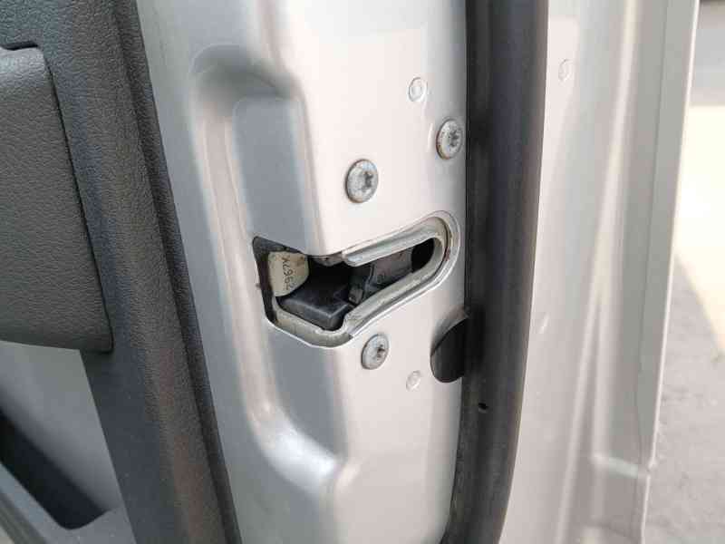 Recambio de cerradura puerta delantera derecha para dodge nitro 2.8 crd 4wd referencia OEM IAM   