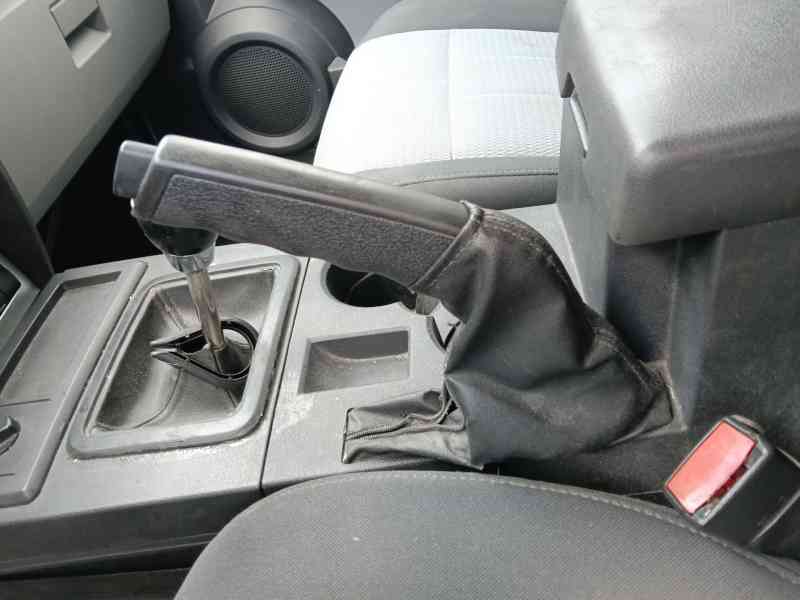 Recambio de palanca freno de mano para dodge nitro 2.8 crd 4wd referencia OEM IAM   