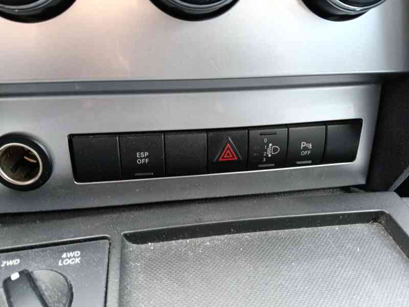 Recambio de warning para dodge nitro 2.8 crd 4wd referencia OEM IAM   