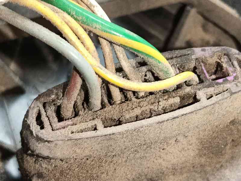 Recambio de piloto trasero izquierdo para peugeot partner monospace (5_, g_) 1.6 hdi 75 referencia OEM IAM 6350Y8  