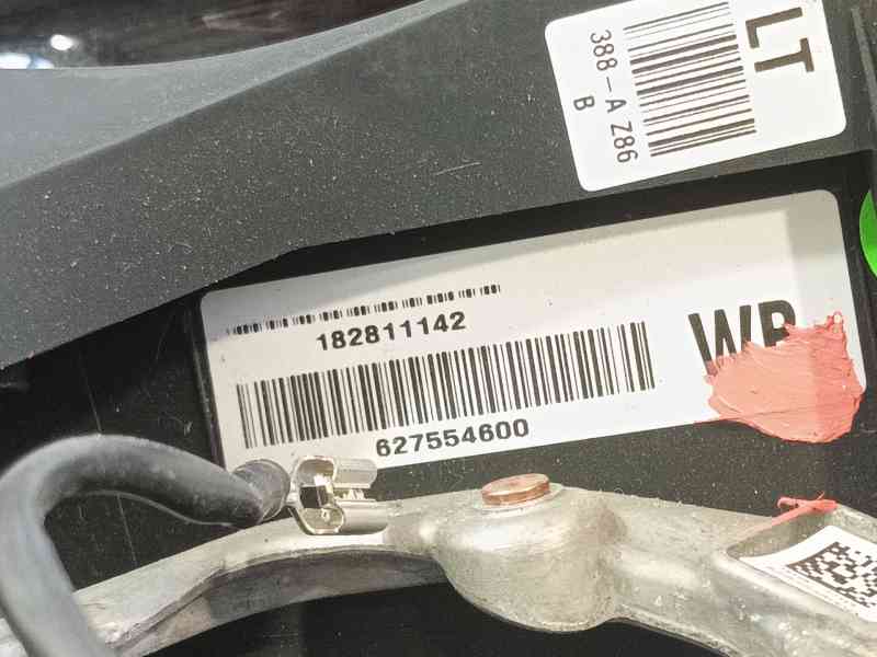 Recambio de volante para toyota c-hr (_x1_) 1.8 hybrid (zyx10_, zyx11_) referencia OEM IAM   